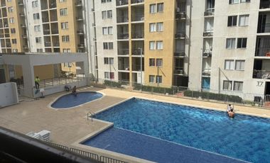 Apartamento de 2 alcobas más estudio En Alamaeda del Rio