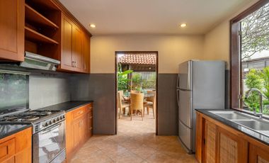 Villa Bumbak Umalas Kerobokan Badung-Bali Lingkungan Villa