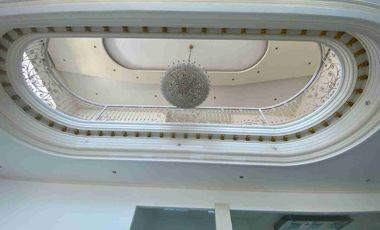 Murah ,BUTUH CEPAT LAKU!!! Rumah Sultan HOOK 3 LT Rungkut Asri