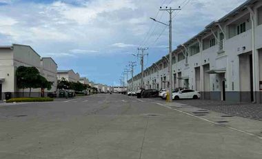 Bodega de Venta en Almax Plus - Vía Samborondón