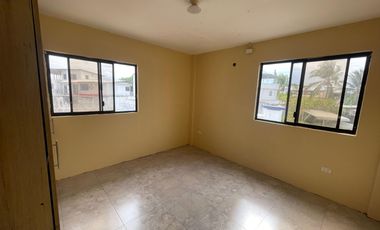 En venta | Casa rentera dividida en 4 departamentos – Manta