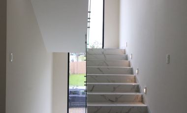 HERMOSA CASA EN VENTA EN PARQUE BERNA CON UNA UBICACIÓN PRIVILEGIADA.