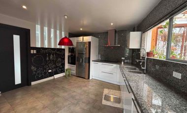 Venta de  Casa en conjunto al norte de Quito, sector Urabá