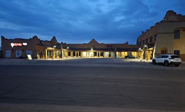 2 Locales comerciales en venta juntos En Plaza Misión del Mar