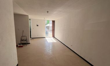 Casa en venta en Parque San Mateo, Cuautitlán Izcalli- 2 recamaras y 1.5 baños.