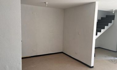 Casa en venta en Parque San Mateo, Cuautitlán Izcalli- 2 recamaras y 1.5 baños.