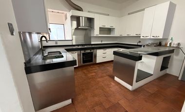 ZONA MINERVA, CASA SE ADAPTO PARA 2 DEPARTAMENTOS CON ESCRITURA C/U