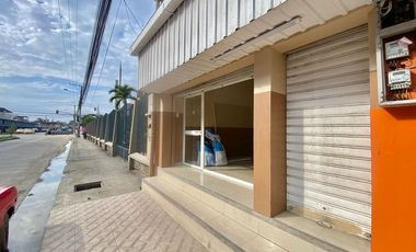 SE ALQUILA LOCAL CON MEZZANINE EN MACHALA