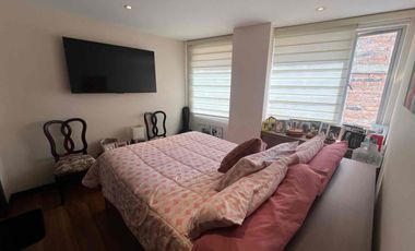 Venta departamento de dos dormitorios en urbanización privada sector el Condado