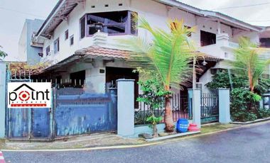 Rumah Second Hook 2Lt Bagus Dekat The Park Mall Solo Baru