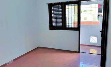 Rumah Second Hook 2Lt Bagus Dekat The Park Mall Solo Baru