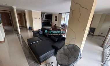 Se arrienda Apartamento en el sector de Laureles cód. 4429