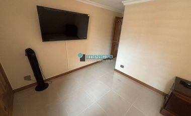 Se arrienda Apartamento en el sector de Laureles cód. 4429