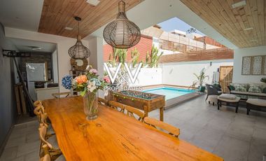 SE ARRIENDA HERMOSA CASA, VISTA AL MAR