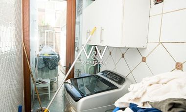 SE ARRIENDA HERMOSA CASA, VISTA AL MAR