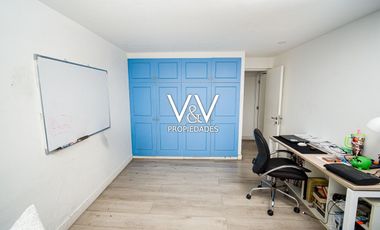 SE ARRIENDA HERMOSA CASA, VISTA AL MAR