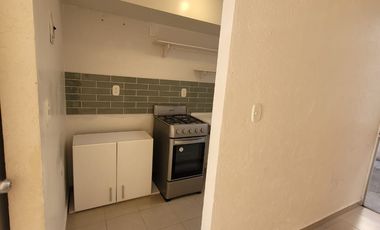 CASA EN RENTA EN BOSQUES DE ICA ZINACANTEPEC