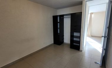 CASA EN RENTA EN BOSQUES DE ICA ZINACANTEPEC