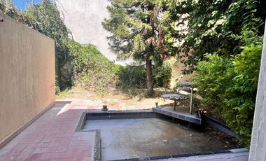 SE RENTA CASA EN ESQUINA ZONA CENTRO