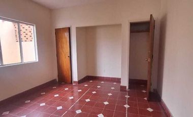 SE RENTA CASA EN ESQUINA ZONA CENTRO