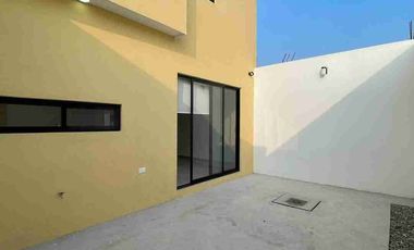 Casa en renta. Fracc. la Huerta Ixtacomitán. Tabasco