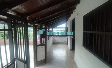 Se arrienda Casa Finca en el sector de San Antonio de prado COD-525285