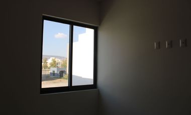 Residencia Premium con Roof Top a Pasos de la Casa Club | Fracc. Adamar