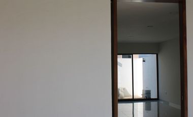 Residencia Premium con Roof Top a Pasos de la Casa Club | Fracc. Adamar
