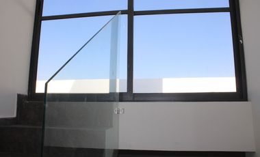 Residencia Premium con Roof Top a Pasos de la Casa Club | Fracc. Adamar