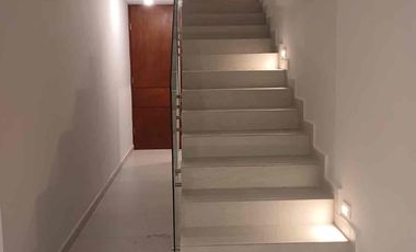 Residencia Nueva de 3 Niveles