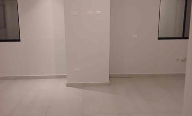 Residencia Nueva de 3 Niveles