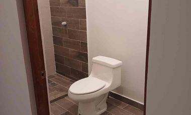 Residencia Nueva de 3 Niveles