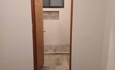 Residencia Nueva de 3 Niveles