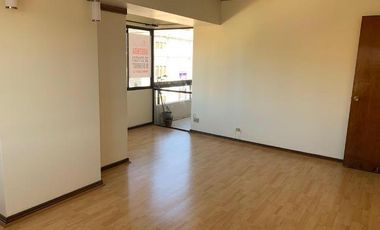 VENDO DEPARTAMENTO FRENTE TEATRO MUNICIPAL VALPARAISO