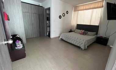 Alquilo Casa Campestre en Av. Condina Pereira