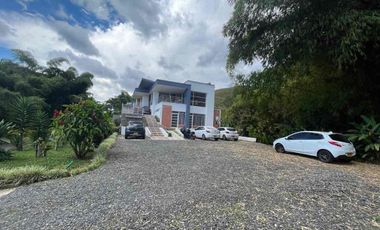 Alquilo Casa Campestre en Av. Condina Pereira