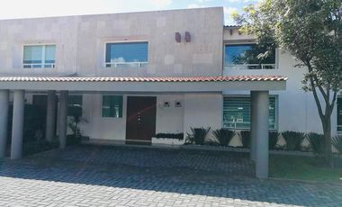 CASA EN RENTA FRACC. BOSQUE DE LOS ENCINOS OCOYOACAC