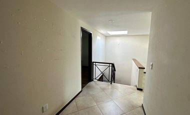 CASA EN RENTA FRACC. BOSQUE DE LOS ENCINOS OCOYOACAC