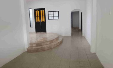 Venta casa de una planta, con base para 2 piso. Tiene 2 suitte,