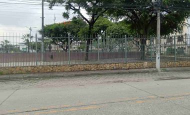 Venta casa de una planta, con base para 2 piso. Tiene 2 suitte,