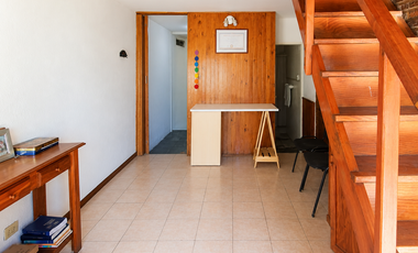 Castelar Sur - Venta - Dúplex 2 Ambientes