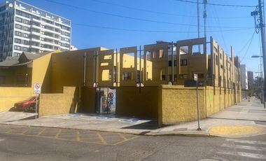 Gran propiedad,en arriendo idealmente para oficinas administrativas, de gobierno, consulares o fundaciones. con acceso a discapacitados