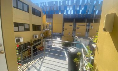 Gran propiedad,en arriendo idealmente para oficinas administrativas, de gobierno, consulares o fundaciones. con acceso a discapacitados