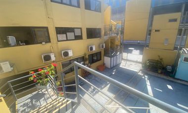 Gran propiedad,en arriendo idealmente para oficinas administrativas, de gobierno, consulares o fundaciones. con acceso a discapacitados