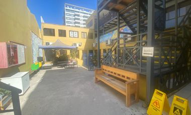 Gran propiedad,en arriendo idealmente para oficinas administrativas, de gobierno, consulares o fundaciones. con acceso a discapacitados