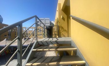 Gran propiedad,en arriendo idealmente para oficinas administrativas, de gobierno, consulares o fundaciones. con acceso a discapacitados