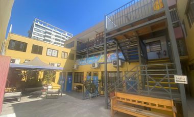 Gran propiedad,en arriendo idealmente para oficinas administrativas, de gobierno, consulares o fundaciones. con acceso a discapacitados