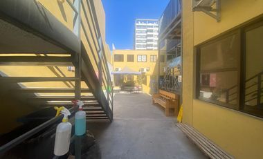 Gran propiedad,en arriendo idealmente para oficinas administrativas, de gobierno, consulares o fundaciones. con acceso a discapacitados