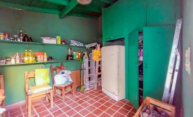 Casa Familiar de 5 Ambientes con Excelente Ubicación en Castelar