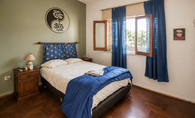 Casa Familiar de 5 Ambientes con Excelente Ubicación en Castelar